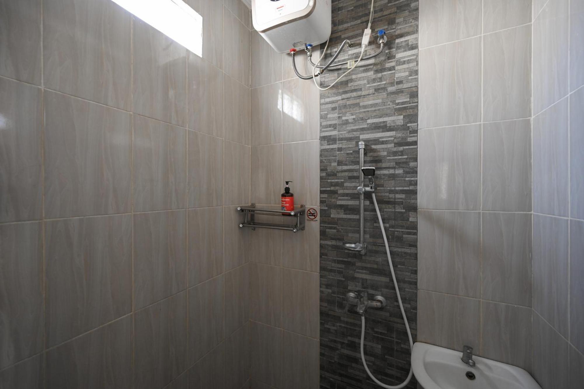Reddoorz Near Mertasari Beach 2 Pesanggaran Ngoại thất bức ảnh