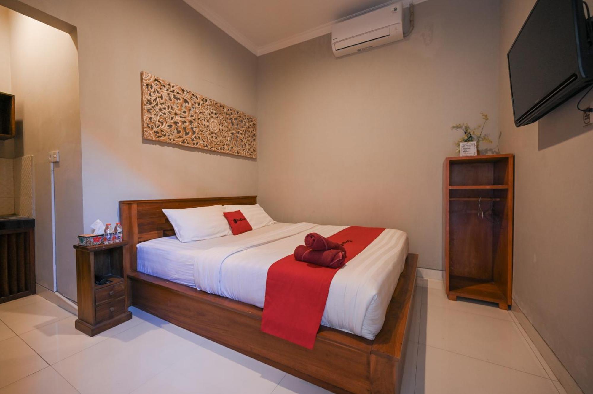 Reddoorz Near Mertasari Beach 2 Pesanggaran Ngoại thất bức ảnh