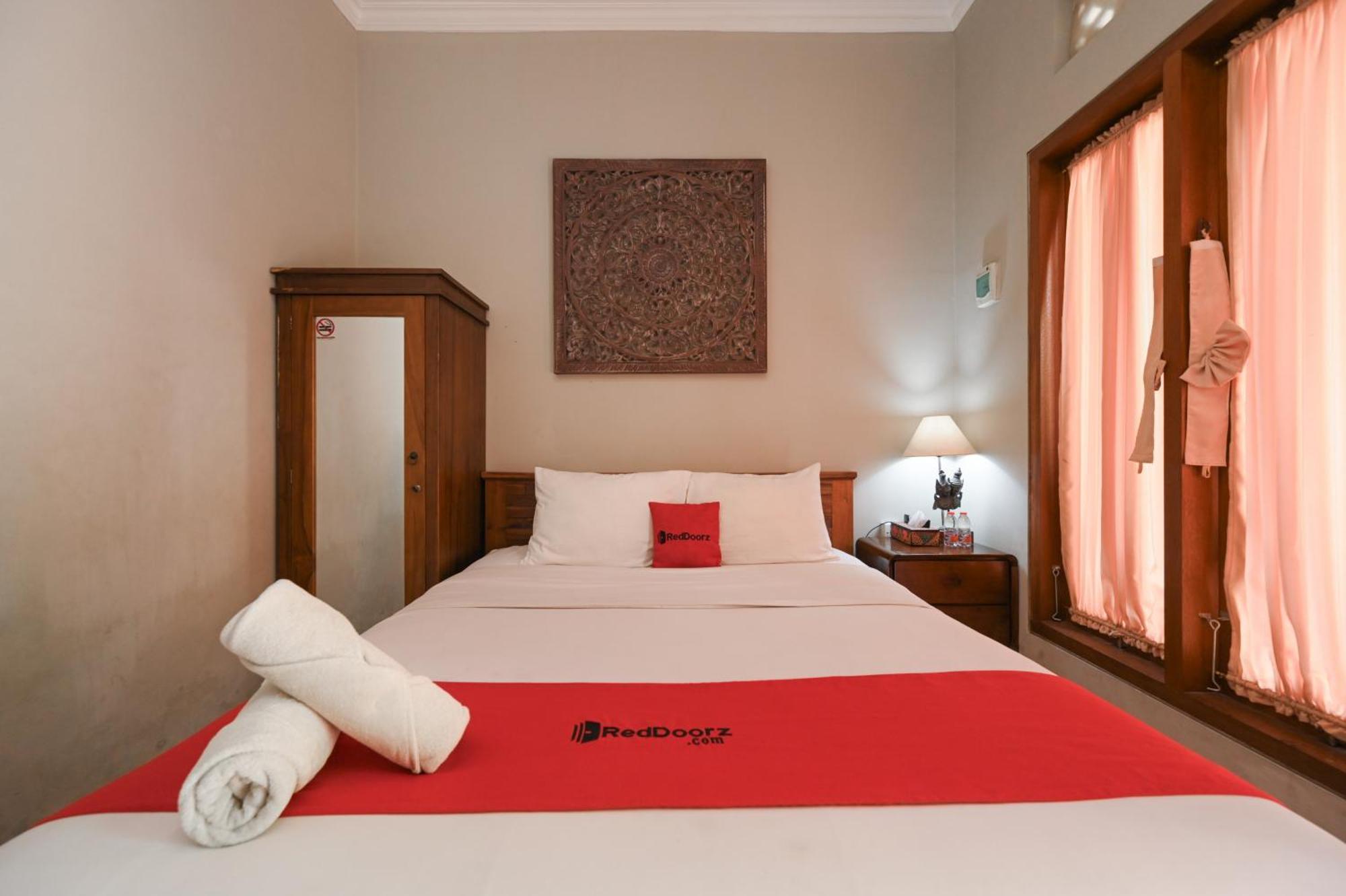 Reddoorz Near Mertasari Beach 2 Pesanggaran Ngoại thất bức ảnh